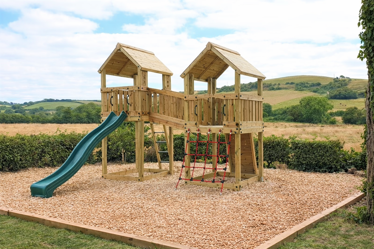 ACTIVE Hopton towers – 1.5 and 1.2m platform height, with slide, 3 accessories AND INSTALLATION