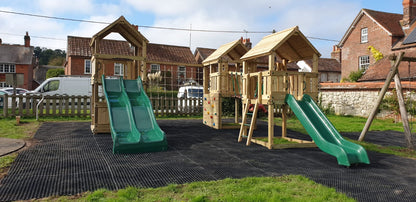 ACTIVE Hampton towers – 3 x 140x140cm platforms- 1.5 and 1.2m platform height, including INSTALLATION