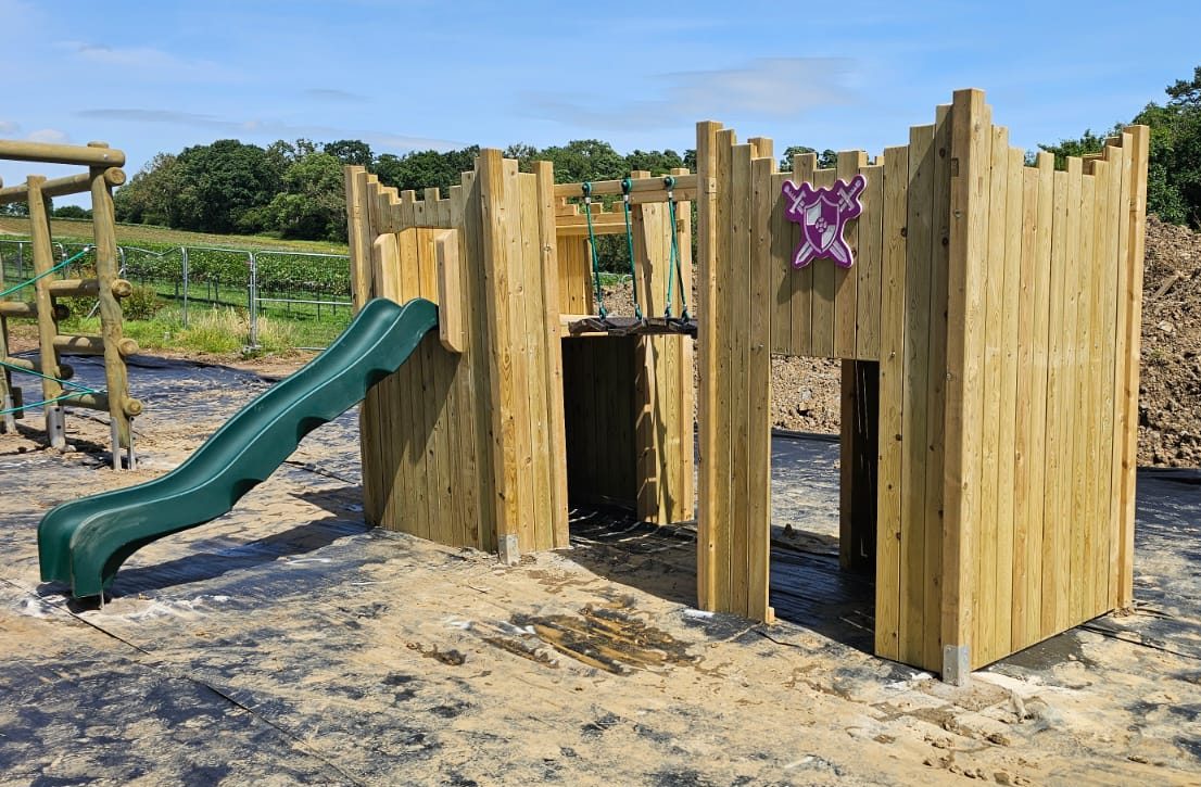 “Active” Double Castle. 125cm platform height – INSTALLED. Ideal for commercial playgrounds