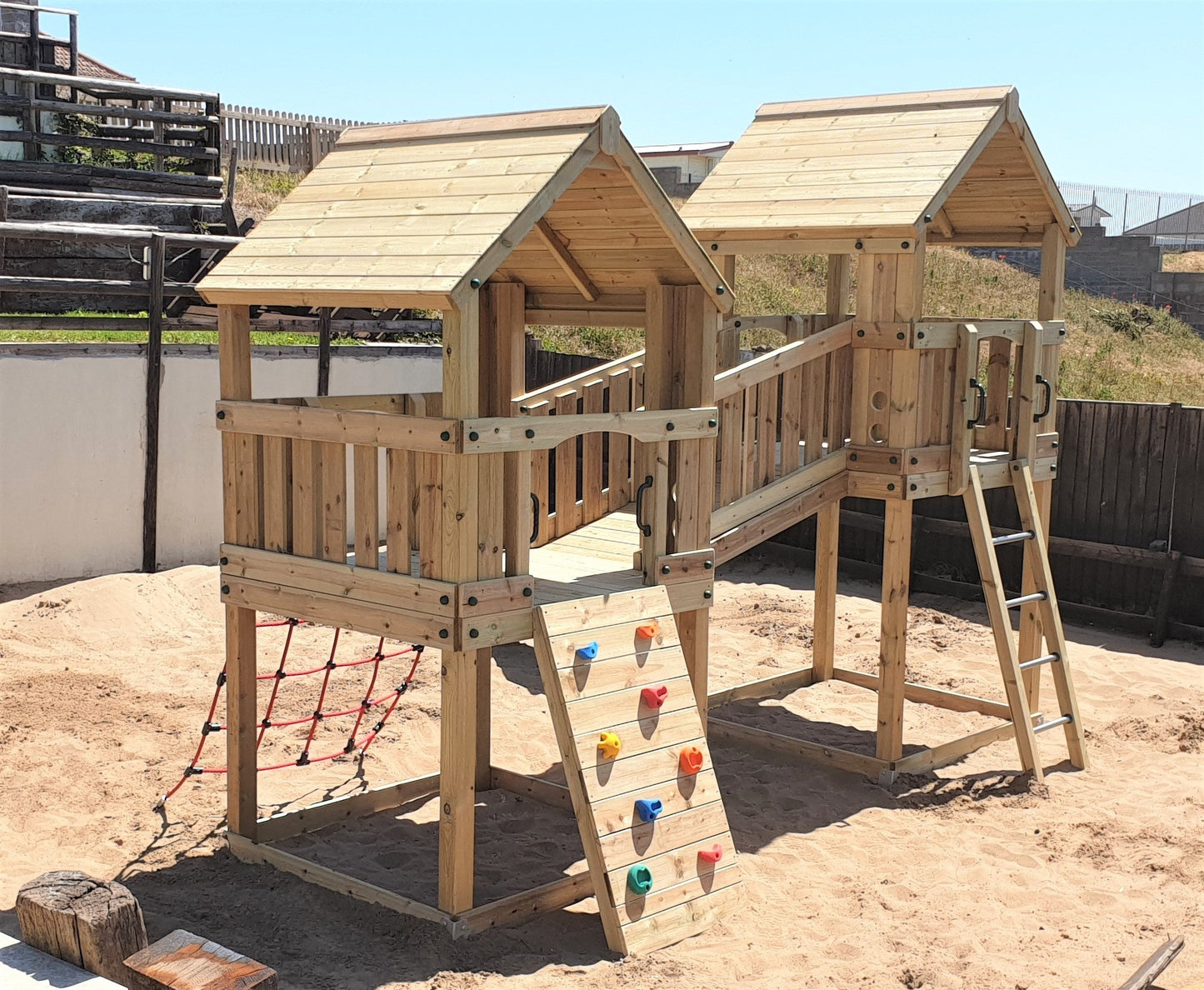 ACTIVE Hopton towers – 1.5 and 1.2m platform height, with slide, 3 accessories AND INSTALLATION
