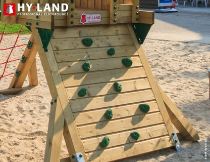 Hy-Land Project Q4, Hyland Q4 climbing frame